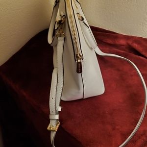 Women's purse